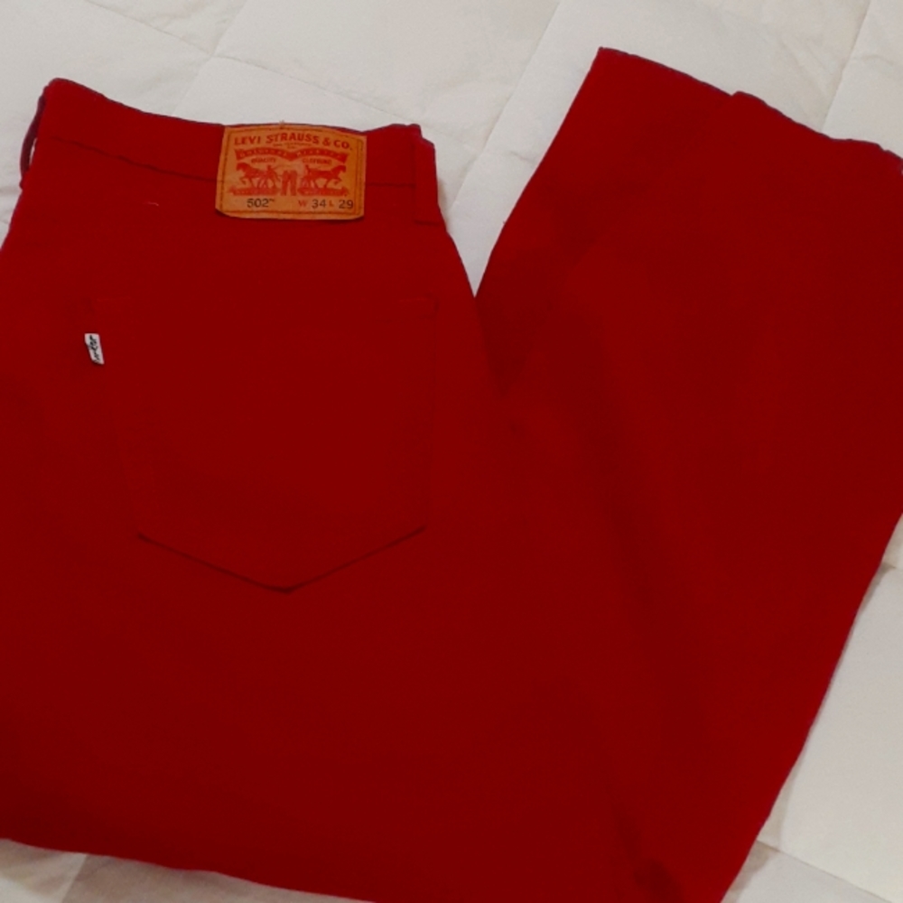 Levi's Red